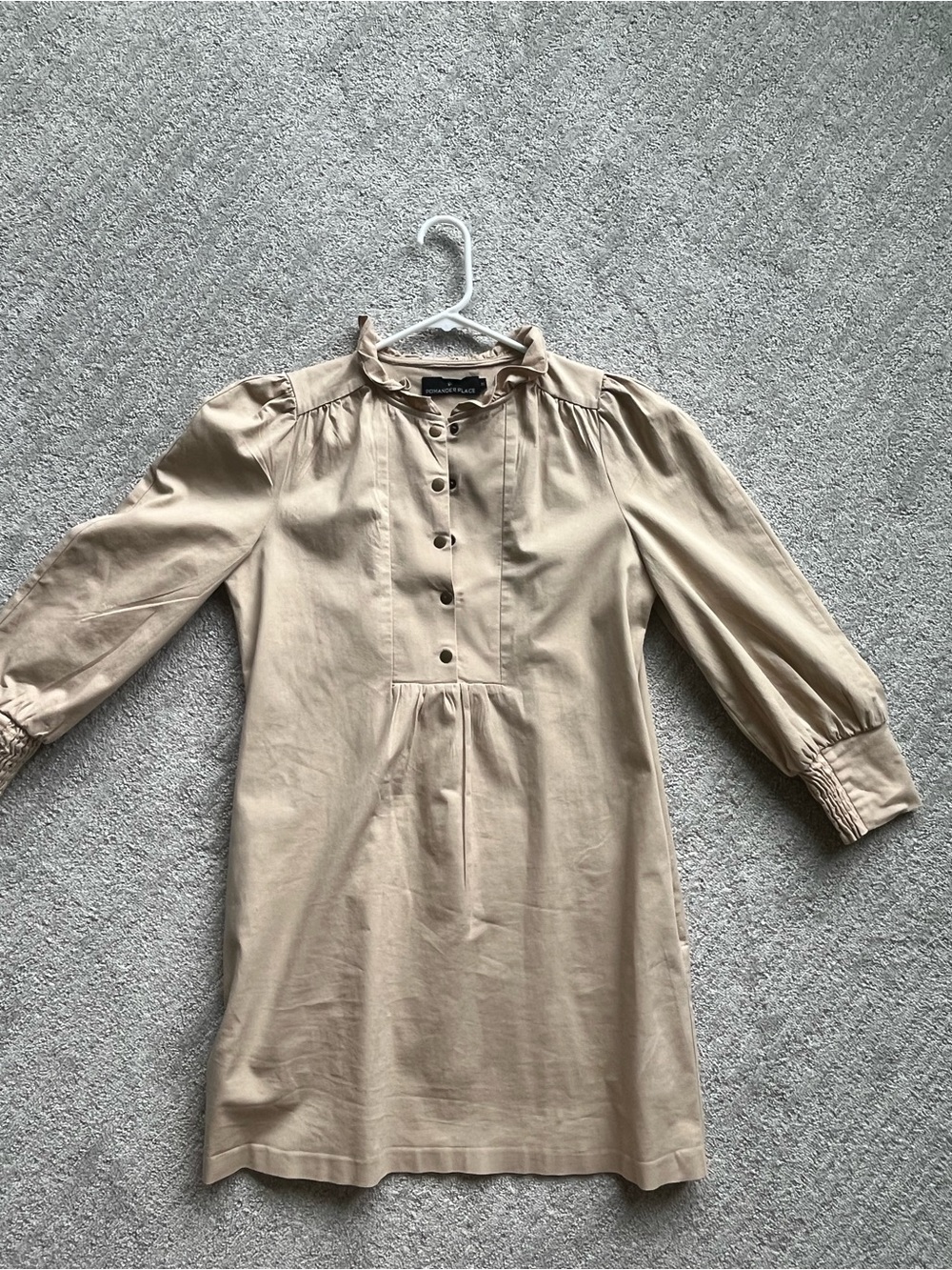 Pomander Place Beige Button-Front Long-Sleeve Dress
